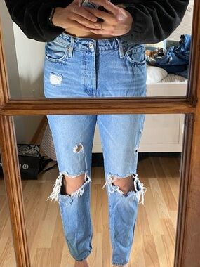 Forever 21 Mom Jeans Straight Legs 💙